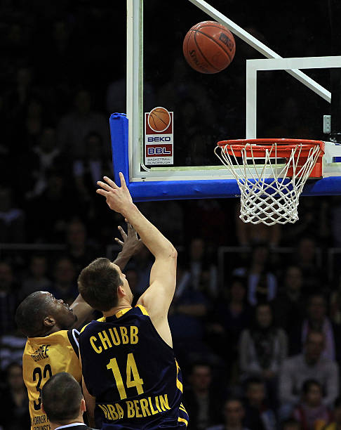 足球腐败对 足球腐败对