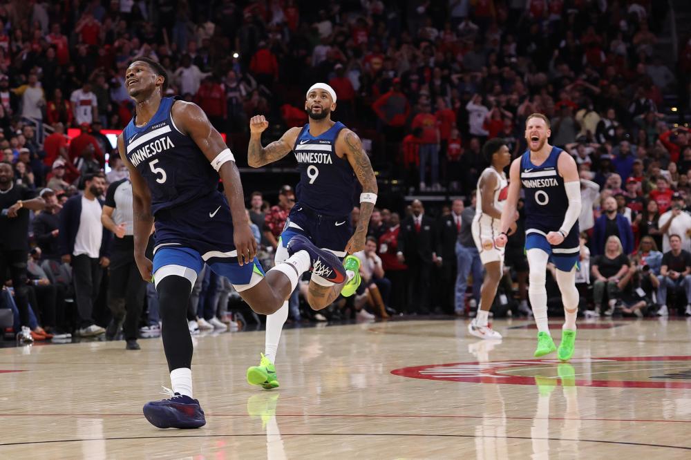 多次在落后 多次在落后