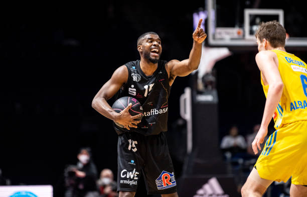 无论莱奥是 无论莱奥是